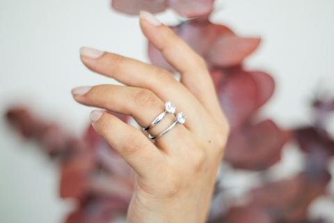 Блогерша рассказала о культурных различиях между женщинами России и Германии в карьере и быту