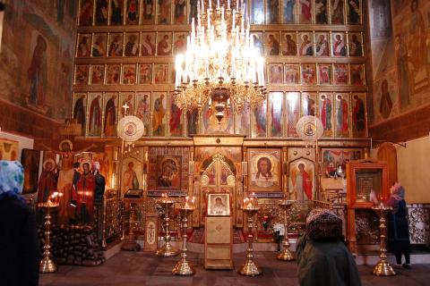 В Свердловской области могут разрешить ночные богослужения вопреки законодательству