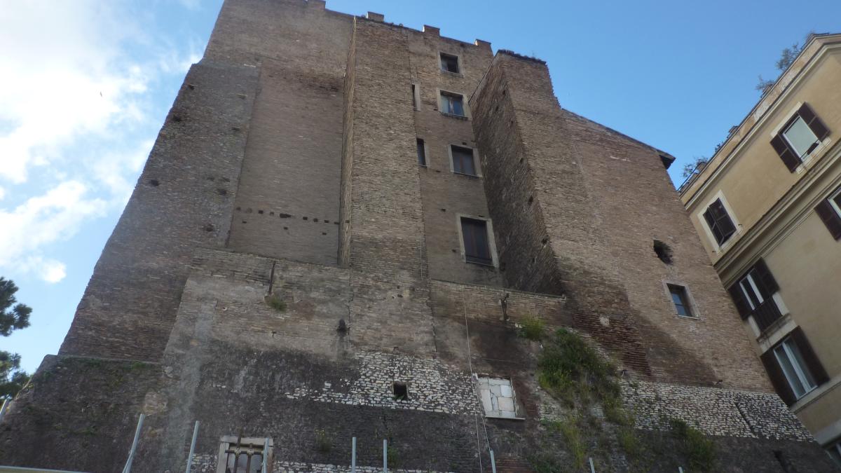 Торре дей Конти