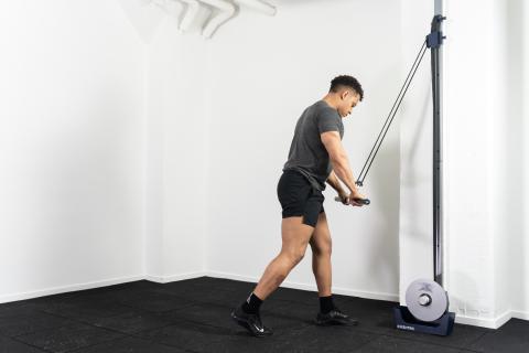 Ходили каждый день, но мышцы слабели — силовые тренировки изменили ситуацию