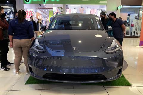 В Tesla появился режим 