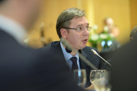 Вучич признался, что Си Цзиньпин предложил ему любую помощь