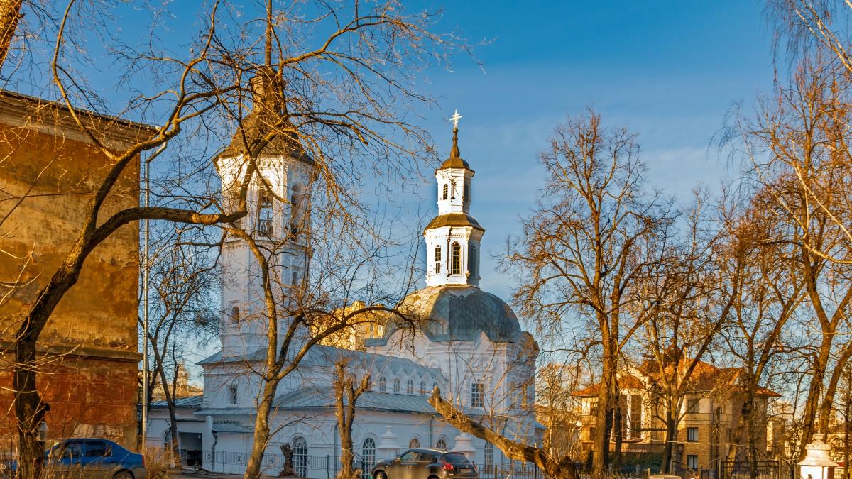 Киров. Предтеченская церковь