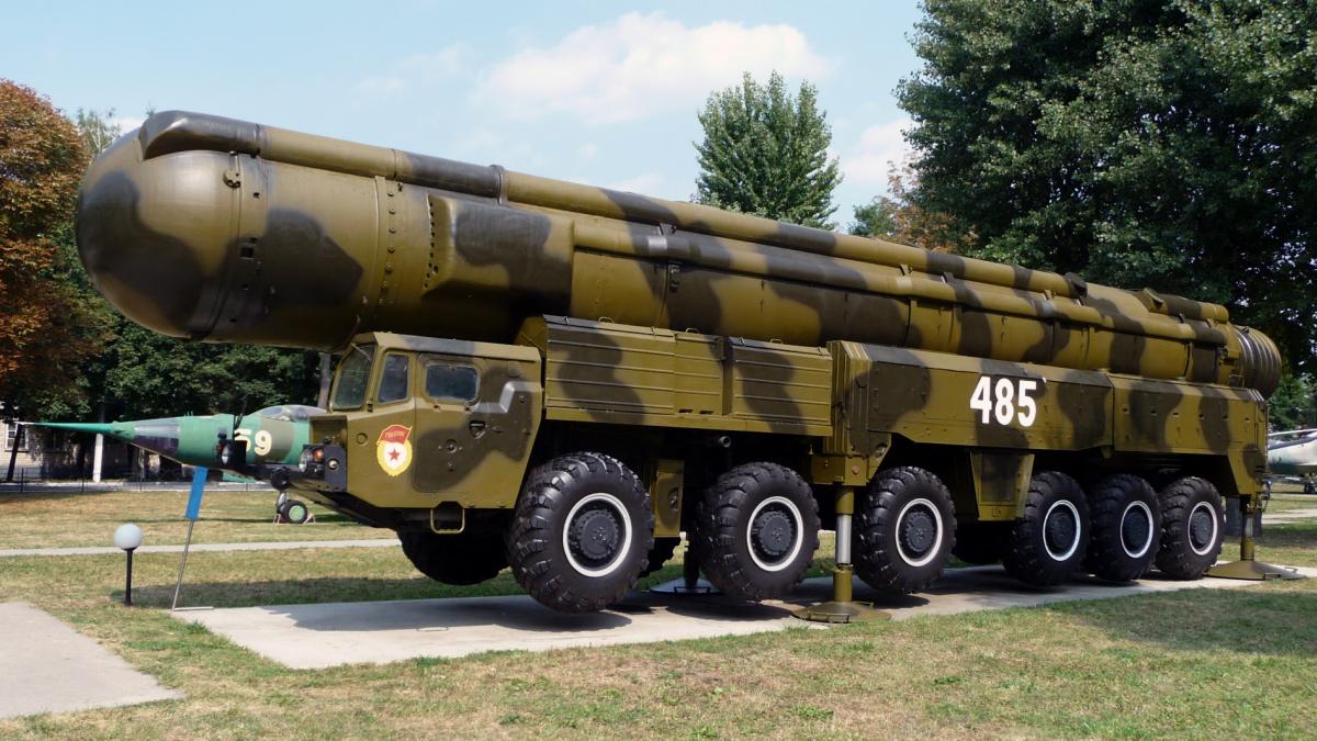 ядерная баллистическая ракета средней дальности "Пионер"