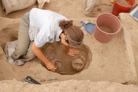 Редкая пуническая маска показала высокий уровень мастерства Карфагена — Имед Бен Джербания