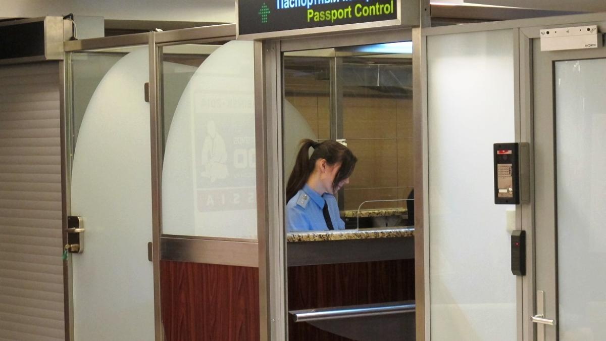 Паспортный контроль в аэропорту Шереметьево Паспортный контроль в аэропорту Шереметьево