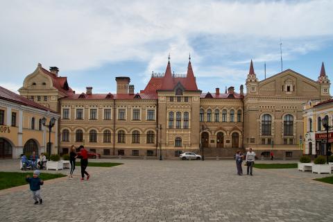 Небольшие старинные города России: куда поехать на выходные