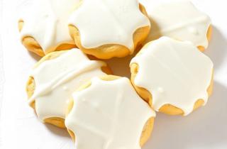 Конфетной структуры теста можно достигнуть с помощью лимонной цедры — blog.giallozafferano.it