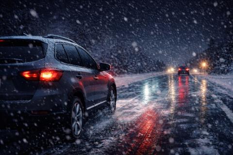 Мороз стиснул двигатели в тиски: дороги в Казани после -30 градусов превратились в скользкую ловушку