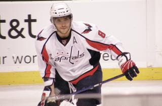 В НХЛ аналитики оценили шанс гола Овечкина коэффициентом 2.40 — Чемпионат