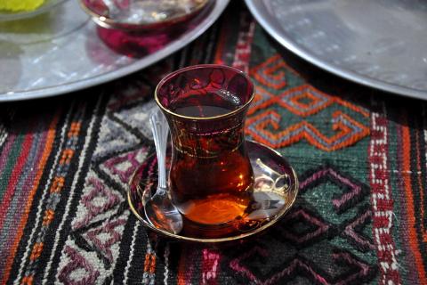 Где пить лучший турецкий чай: сады и старинные чайханы