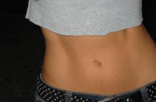 Физиотерапевты рекомендуют выполнять упражнения сидя для улучшения осанки и предотвращения болей в спине