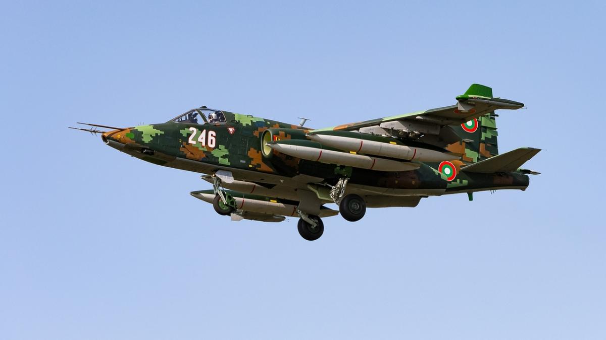 Су-25