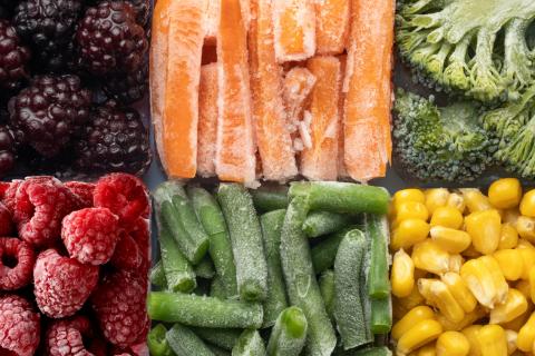 Организация морозильника: как правильно раскладывать продукты