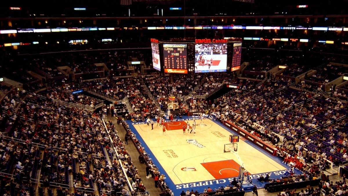 Basketball arena match sport game lakers tribune fans-1223638