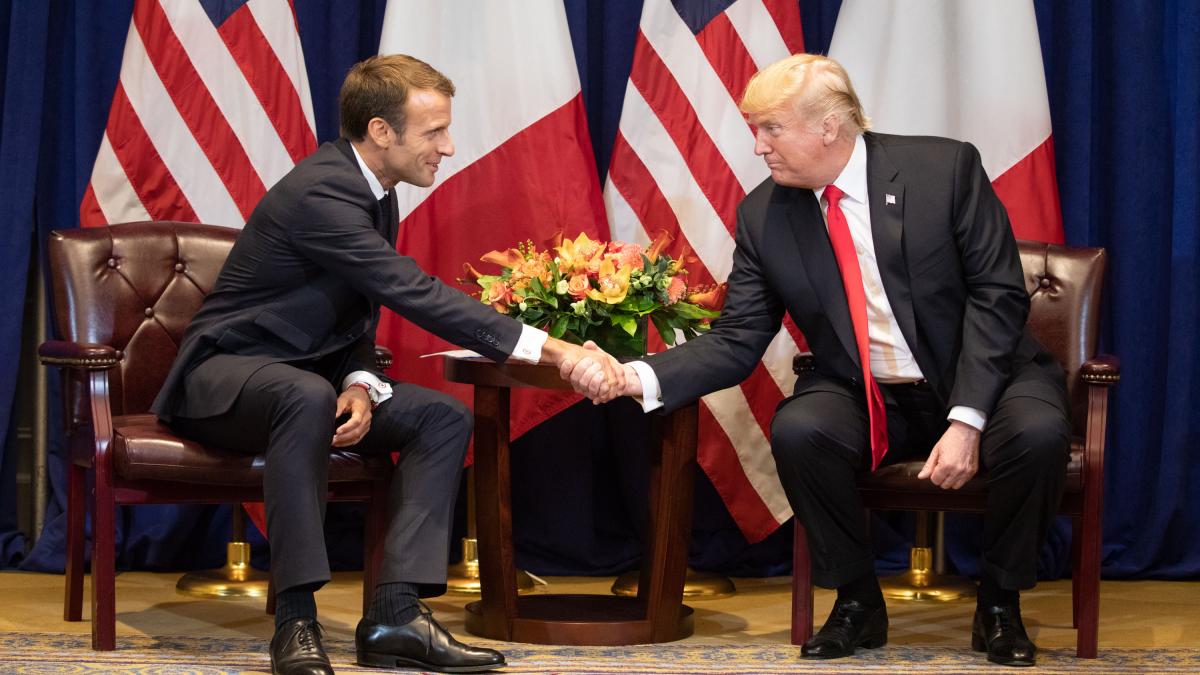 Президент США Дональд Трамп и Президент Франции Эмманюэль Макрон