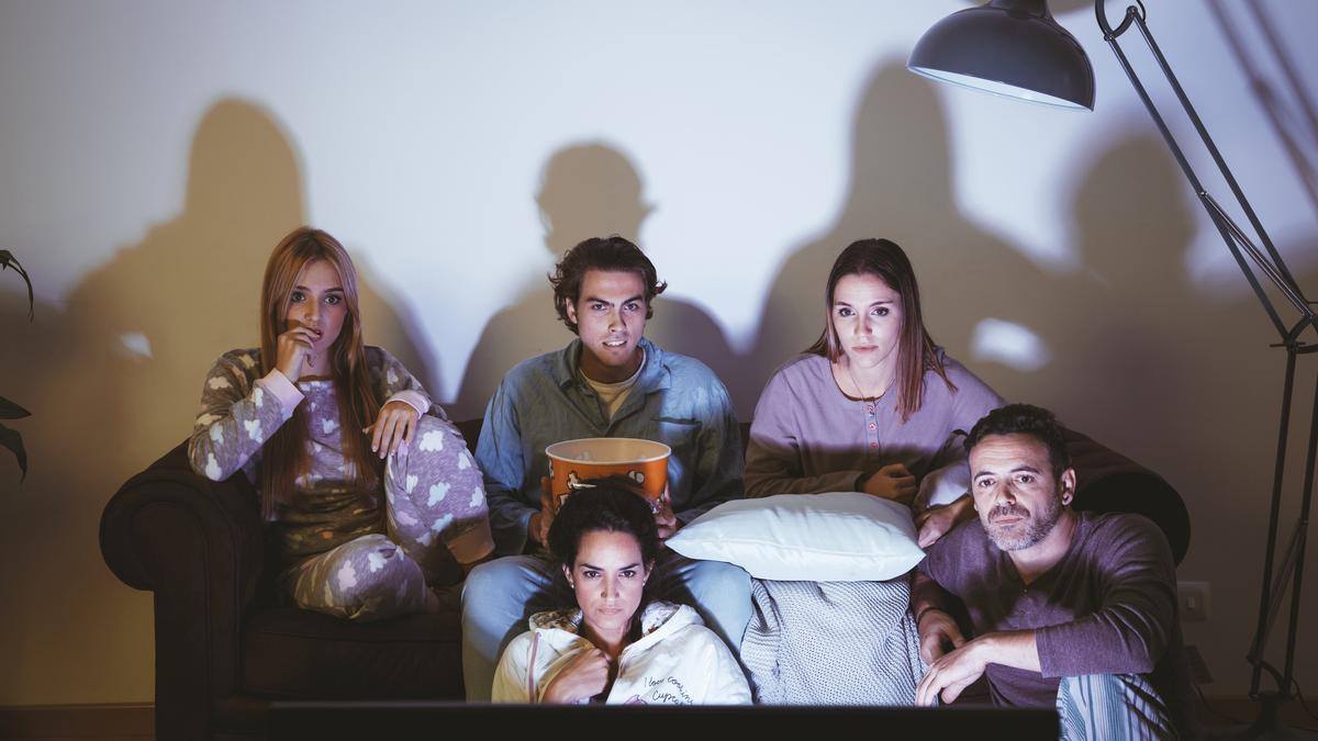 Друзья смотрят фильм