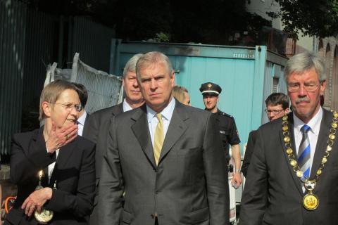 Король Великобритании намерен пересмотреть аренду Ройал-Лодж, где живёт принц Эндрю Король Великобритании намерен пересмотреть аренду Ройал-Лодж, где живёт принц Эндрю