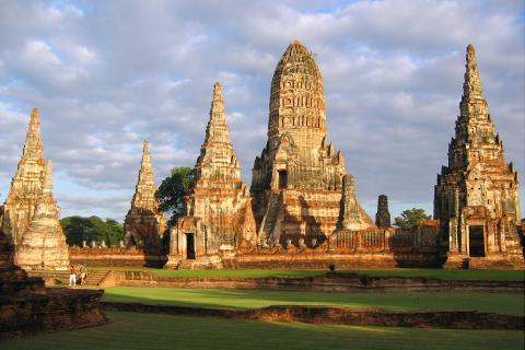 Храмы и рынки Бангкока формируют культурный туризм — по данным экспертов