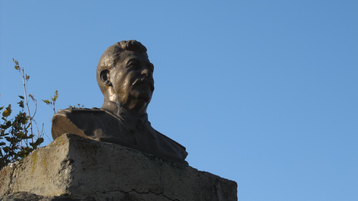 Памятник Сталину