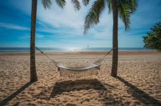 Пляжи без толп и минус 30% в чеке: март открыл неожиданное окно дешёвого отдыха