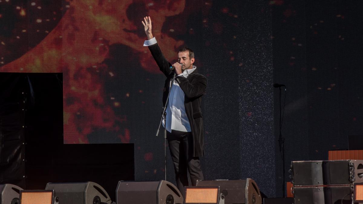 Дмитрий Певцов