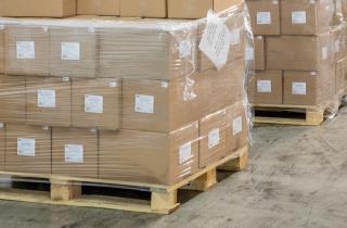 МЧС доставило 24 тонны детских смесей в Ставрополье из фонда Примакова