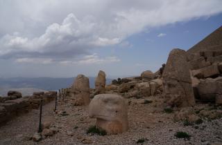 Антиох I воздвиг мавзолей на горе Немрут — гид Салиха Абурсу