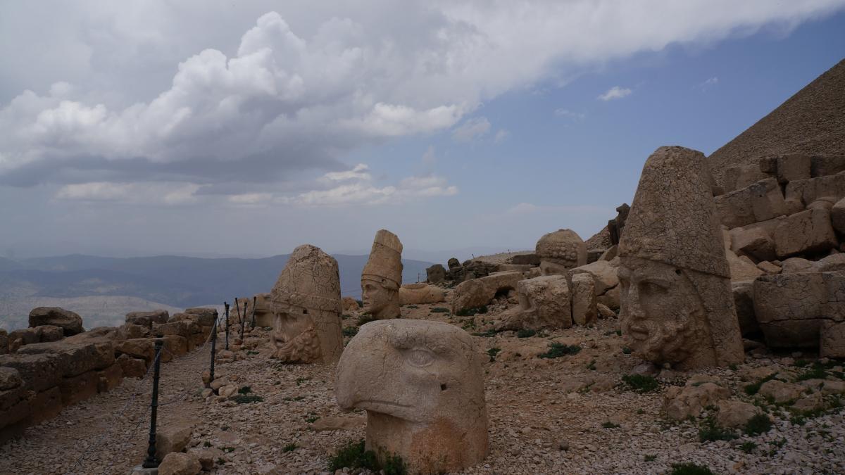 Гора Немрут