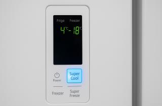 Холод инструмента сохраняет однородность яичного белка при нанесении — ТУТ Новости