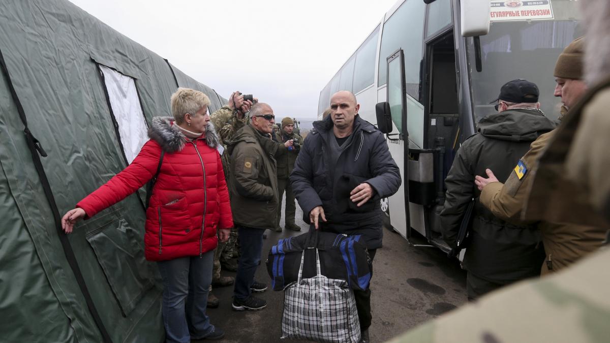 Return of liberated citizens to the territory controlled by Ukraine (2019-12-29) 035 Return of liberated citizens to the territory controlled by Ukraine (2019-12-29) 035