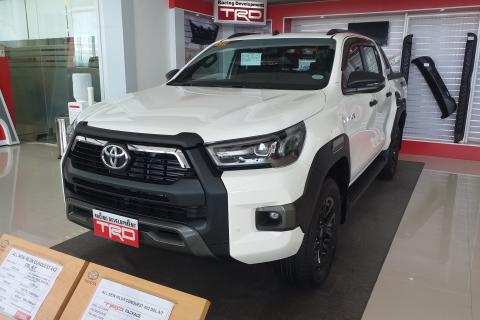 Toyota готовит Hilux следующего поколения с 12-дюймовым экраном и мягким гибридом
