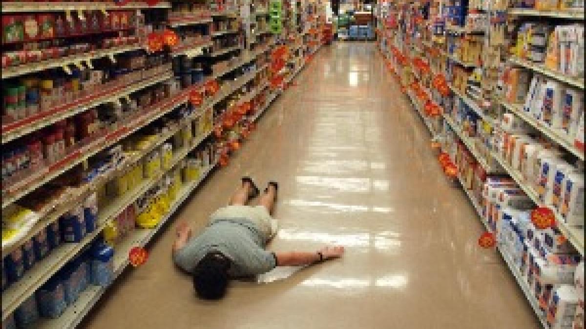 Planking in supermarket