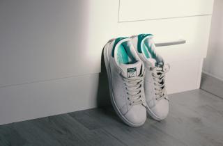 Гольфистки выбрали безшиповые кроссовки для тренировок — исследователи рынка