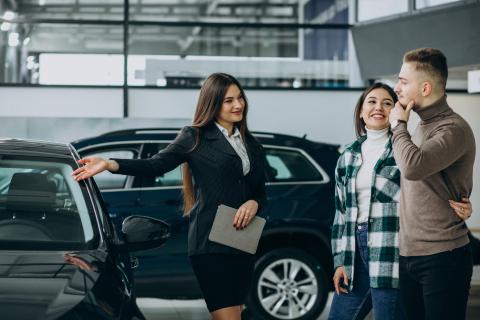 Почему стоит купить автомобиль летом: эксперты советуют не откладывать покупку до осени