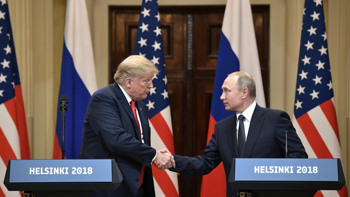 Vladimir Putin & Donald Trump in Helsinki, 16 July 2018 (11) Vladimir Putin & Donald Trump in Helsinki, 16 July 2018 (11)