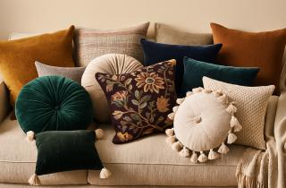 Сочетание разных фактур делает интерьер глубже и теплее — дизайнеры