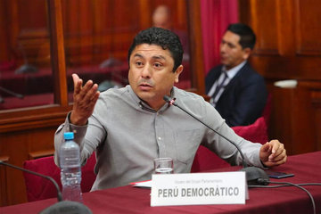 Из-за запрета США депутат из Перу не смог прилететь в Россию