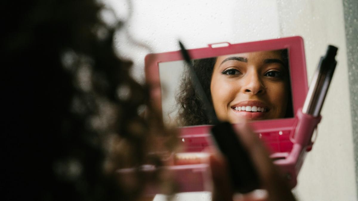 Процесс макияжа перед выходом