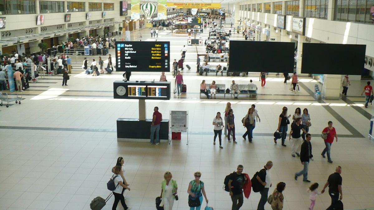 аэропорт, зал ожидания