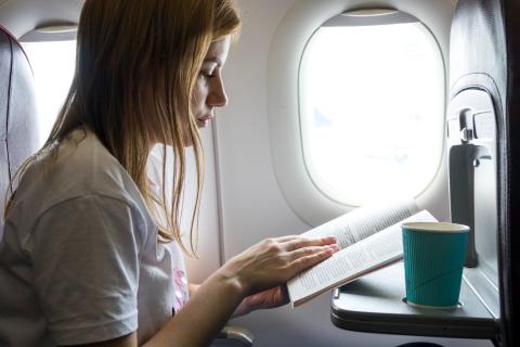 Клинический психолог Регина Лазарович: около 13 % людей испытывают сильный страх полётов