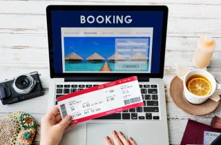 Цены на авиабилеты вырастут на 15% в 2025 году — прогнозы Романа Гусарова