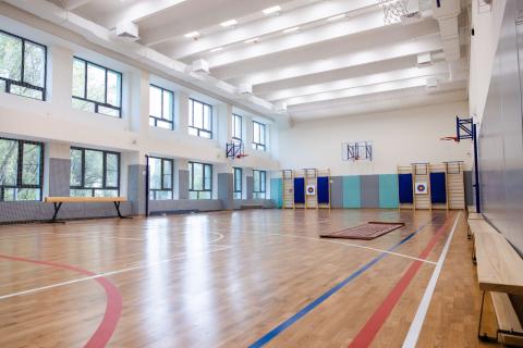 В Челябинске школьница повредила себе позвоночник на уроке физкультуры