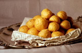 Гужеры выпекают при 190° 15–25 минут до золотистой корочки — кулинары