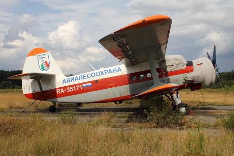 В Омске показали модернизированный Ан-2 для Арктики