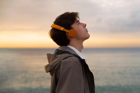 Spotify пояснил, что не получает дополнительных прав на музыку исполнителей