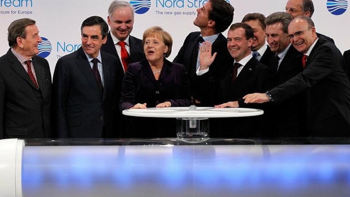 Dmitry Medvedev in Germany, November 2011-10 Dmitry Medvedev in Germany, November 2011-10