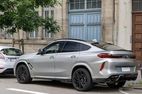 BMW X6 теряет 60% стоимости за три года — обзор экспертов