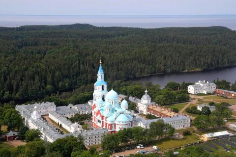 Золотое кольцо, Карелия и Соловки — обзор паломнических туров по России