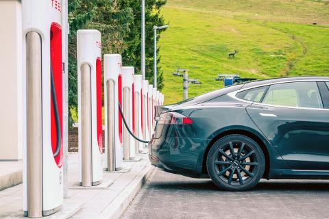 Tesla подозревают в нарушении отчётности по ДТП с системой Full Self-Driving — NHTSA